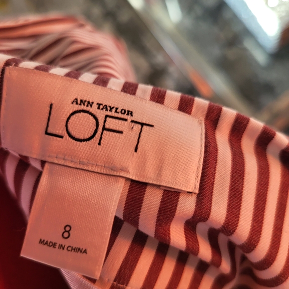 LOFT Red and White A-Line Skirt with Pleated Cut Out - Picture 5 of 5